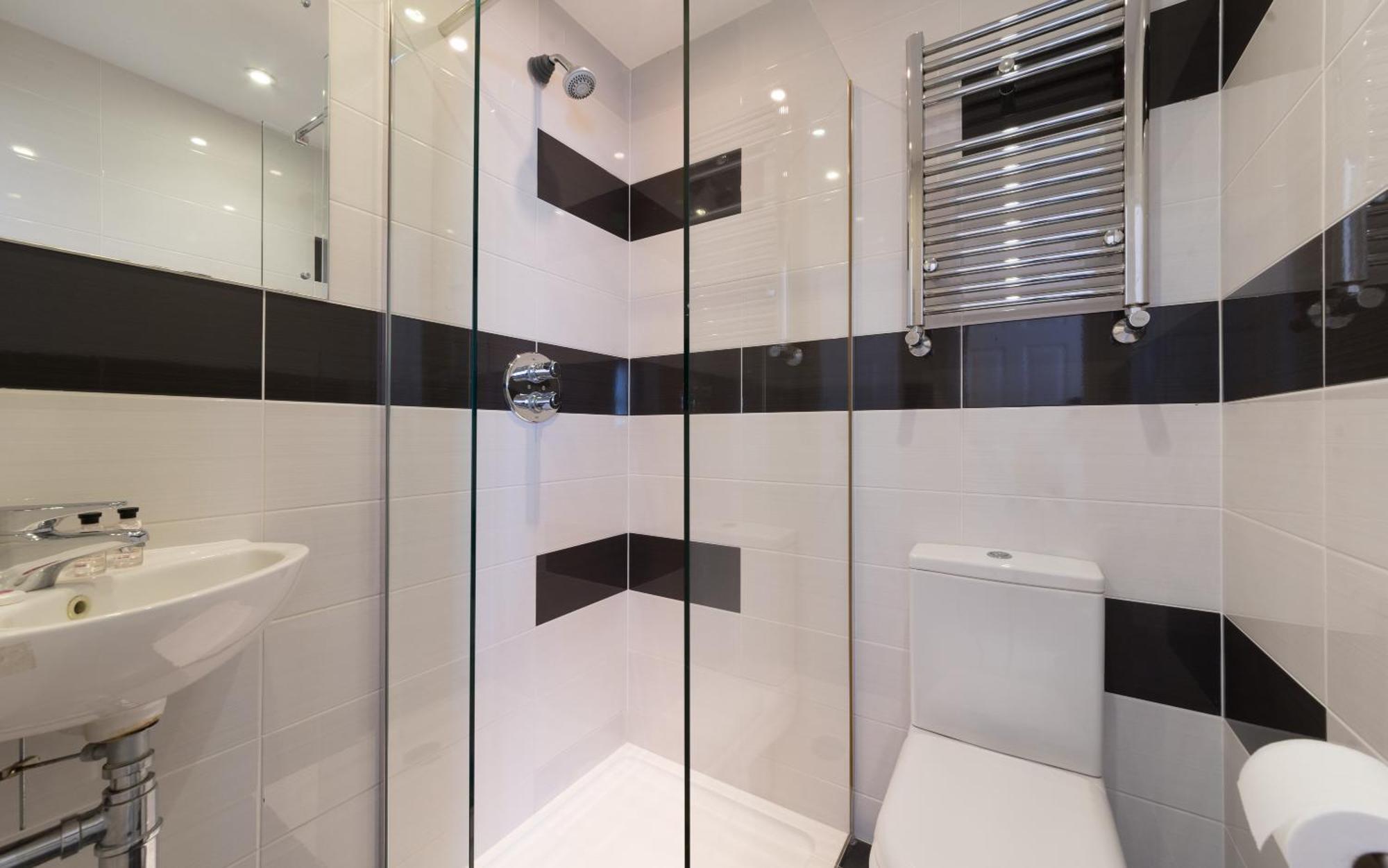 Saba Rooms And Apartments ลอนดอน ภายนอก รูปภาพ